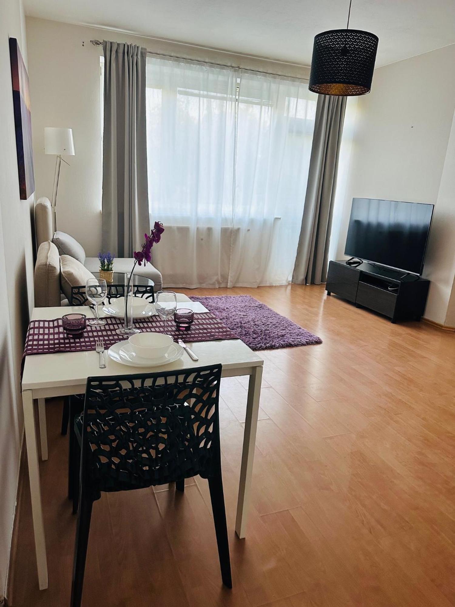 After Two Apartment Братислава Екстер'єр фото