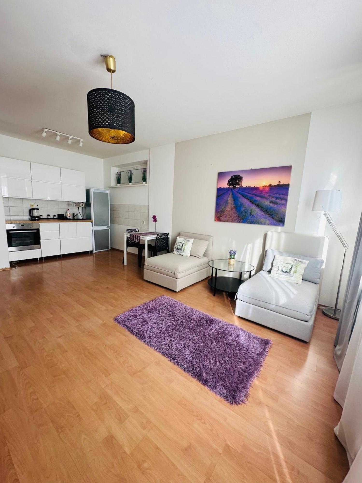 After Two Apartment Братислава Екстер'єр фото